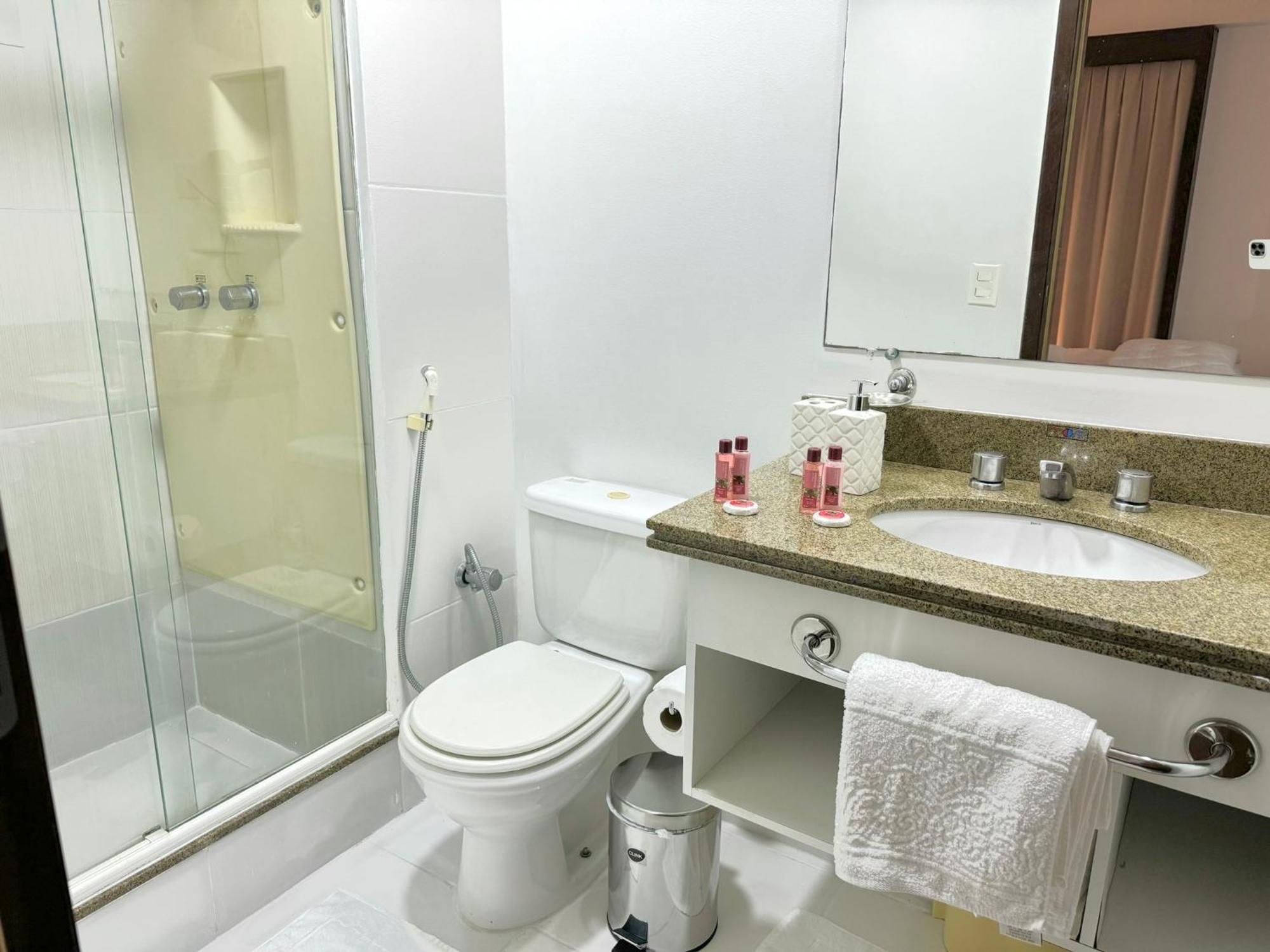 - Av Paulista Hotel